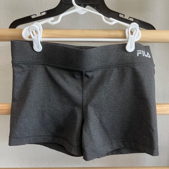 Lot of 11 Fila running shorts! - Picture 5 of 14